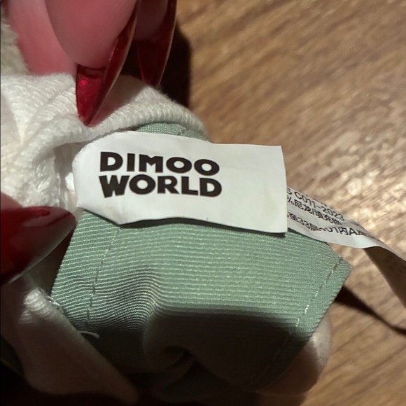 Dimoo- My Cloud Companion - Picture 6 of 6